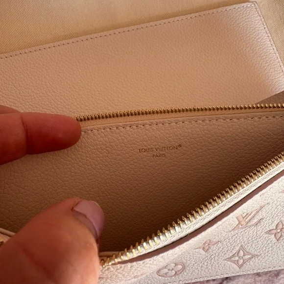Brand New Louis Vuitton Pochette Félicie - Picture 5 of 9